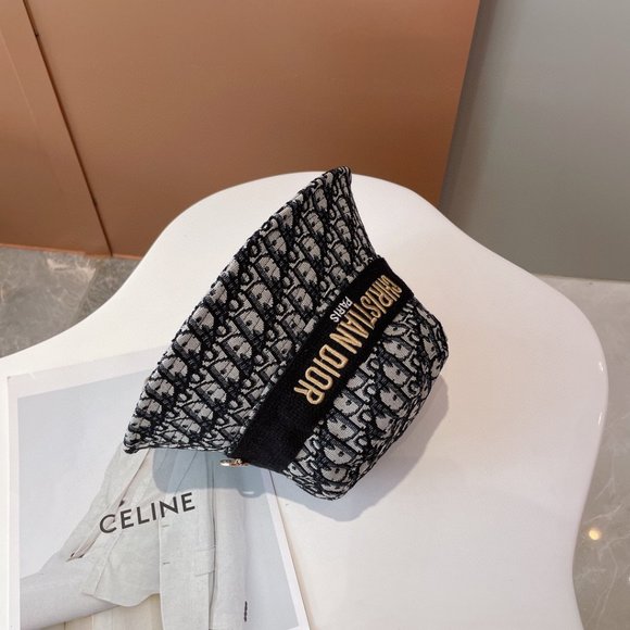 ๐โจAUTHENTICโจ๐Dior hat - Picture 6 of 7
